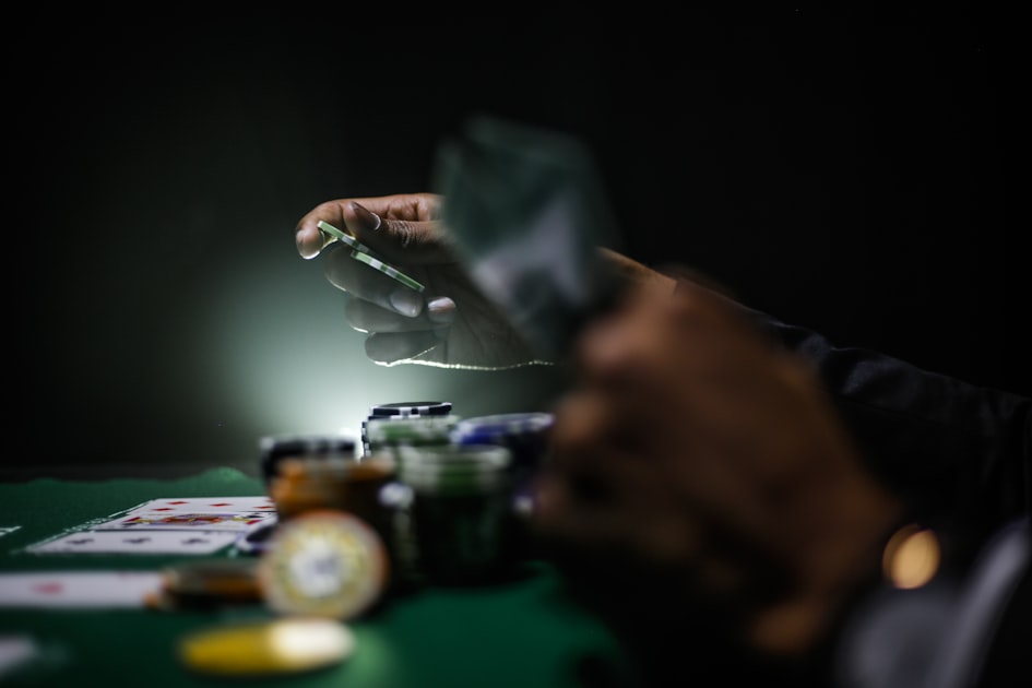 起手牌选择的高级技巧与策略指南